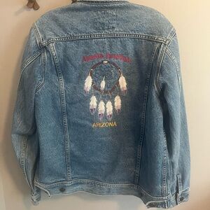 Vintage Lee trucker denim jacket with embroidery Apache junction Arizona small